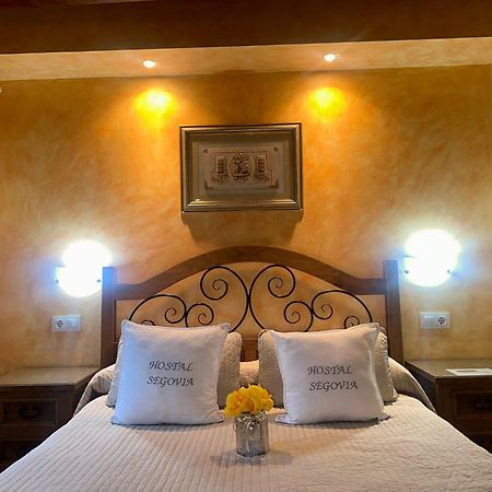 Hostal Segovia Adults Only Экстерьер фото