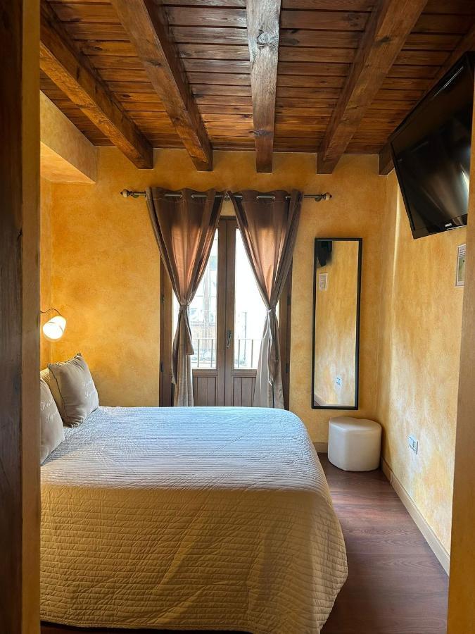 Hostal Segovia Adults Only Экстерьер фото