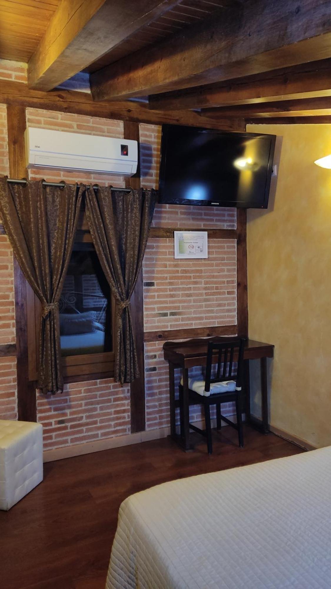Hostal Segovia Adults Only Номер фото