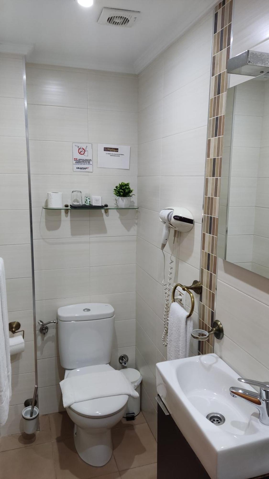 Hostal Segovia Adults Only Номер фото