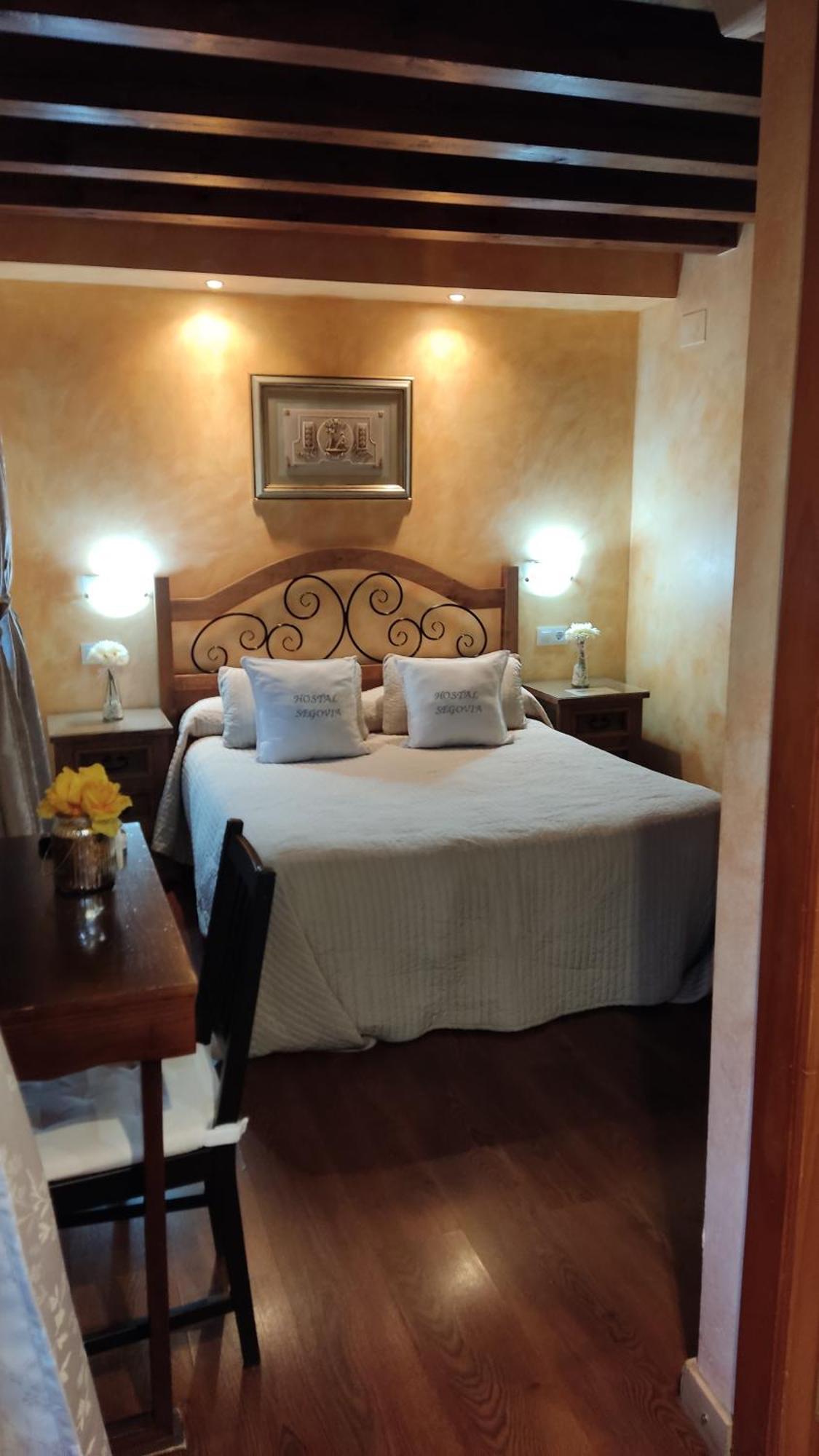 Hostal Segovia Adults Only Номер фото