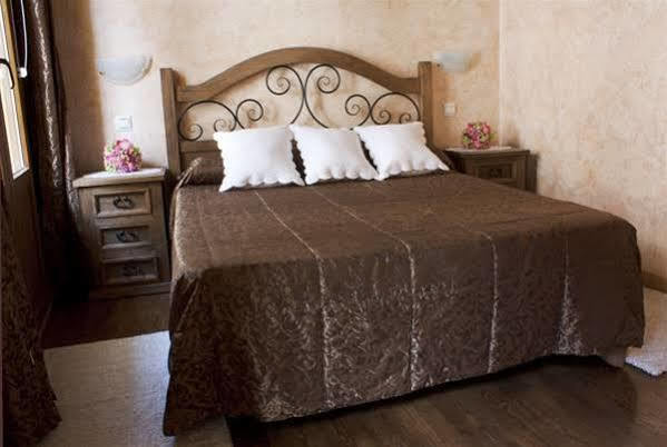 Hostal Segovia Adults Only Экстерьер фото
